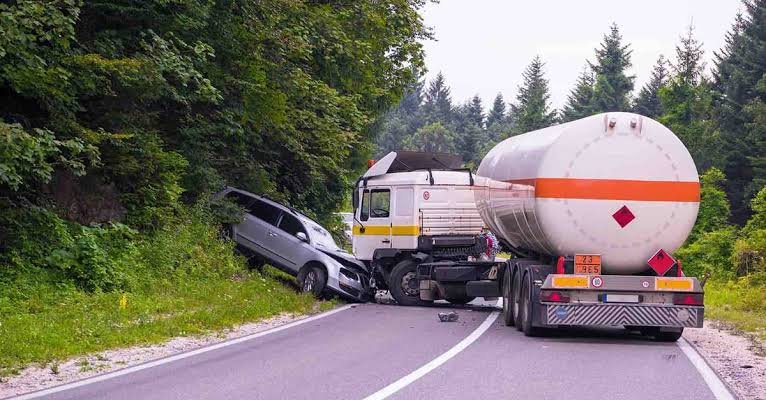 Houston Trucking Accident Attorney: Your Guide to Legal Support After a Truck Accident